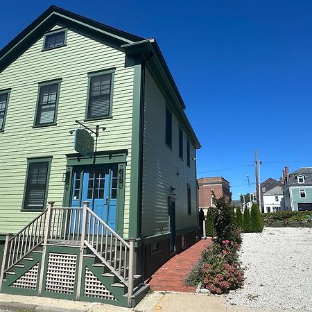 فيلا Prime Location! Renovated House! 6 Bed4 Bath نيوبورت المظهر الخارجي الصورة