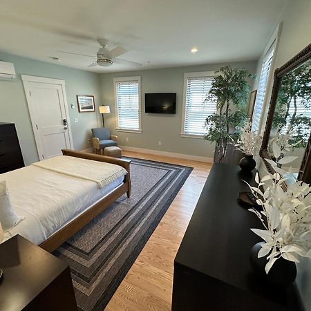 فيلا Prime Location! Renovated House! 6 Bed4 Bath نيوبورت المظهر الخارجي الصورة